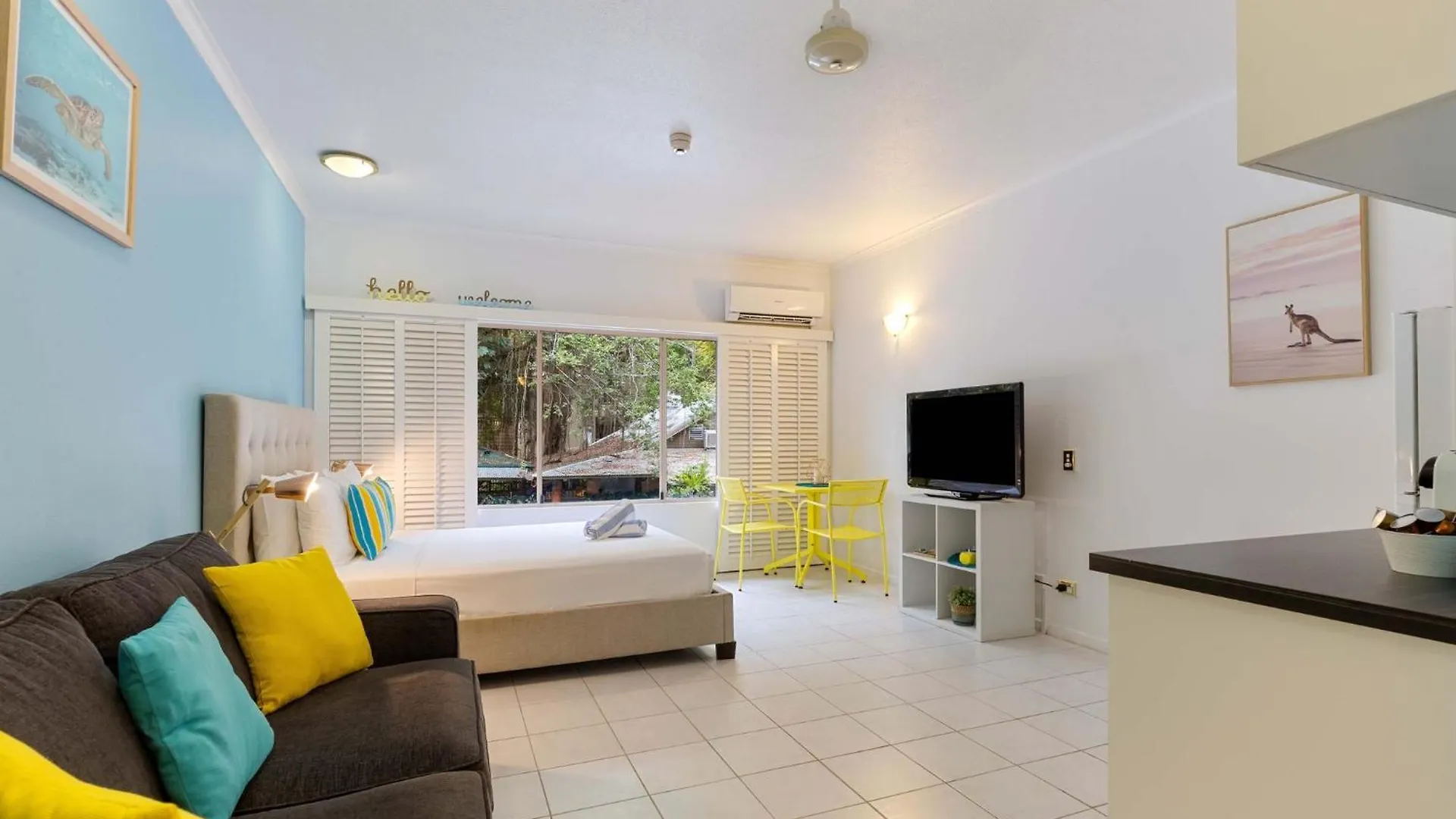 Studio Apartments At Treetops Port Douglas 0*,  Avustralya